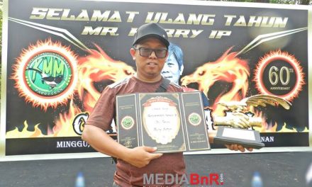 Murai Batu Chikal King – Si Ekor Hitam Yang Tebar Pesona di Anniversary Coach Naga Api
